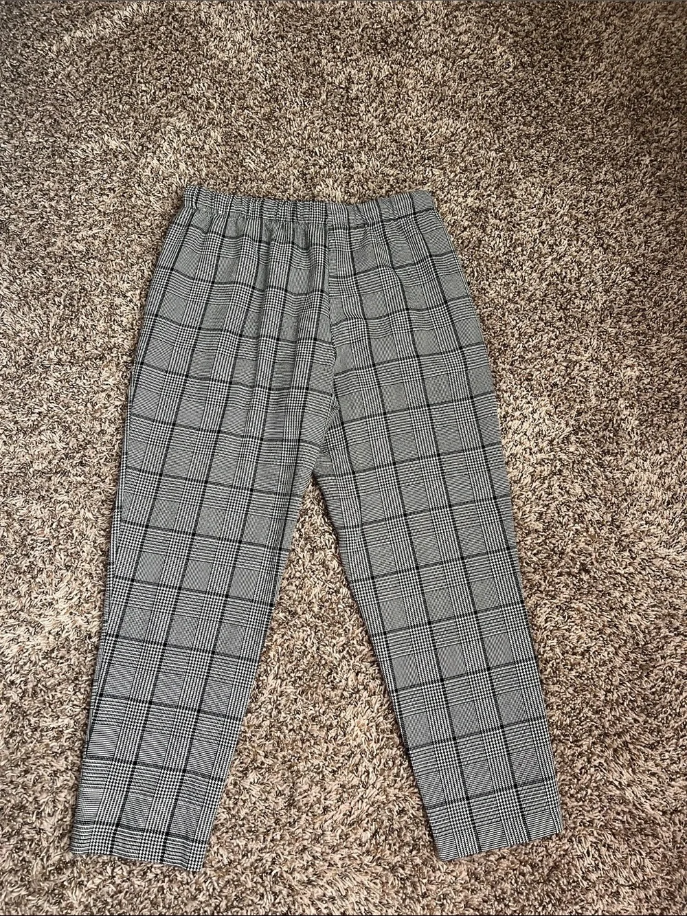 Women's Gray Plaid Drawstring Trousers
